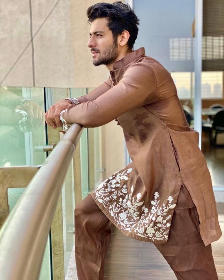 ANTIQUE BRASS EMBROIDERY WORK KURTA SET FOR MEN