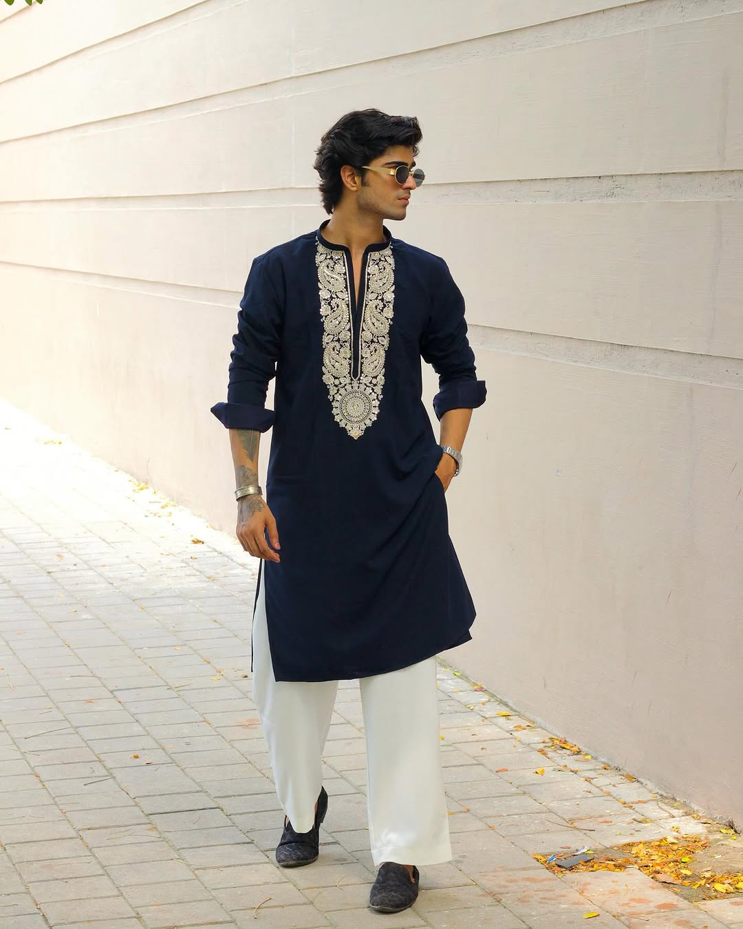 EMBROBLUE V NECK EMBROIDERED THRED KURTA WITH PAJMA