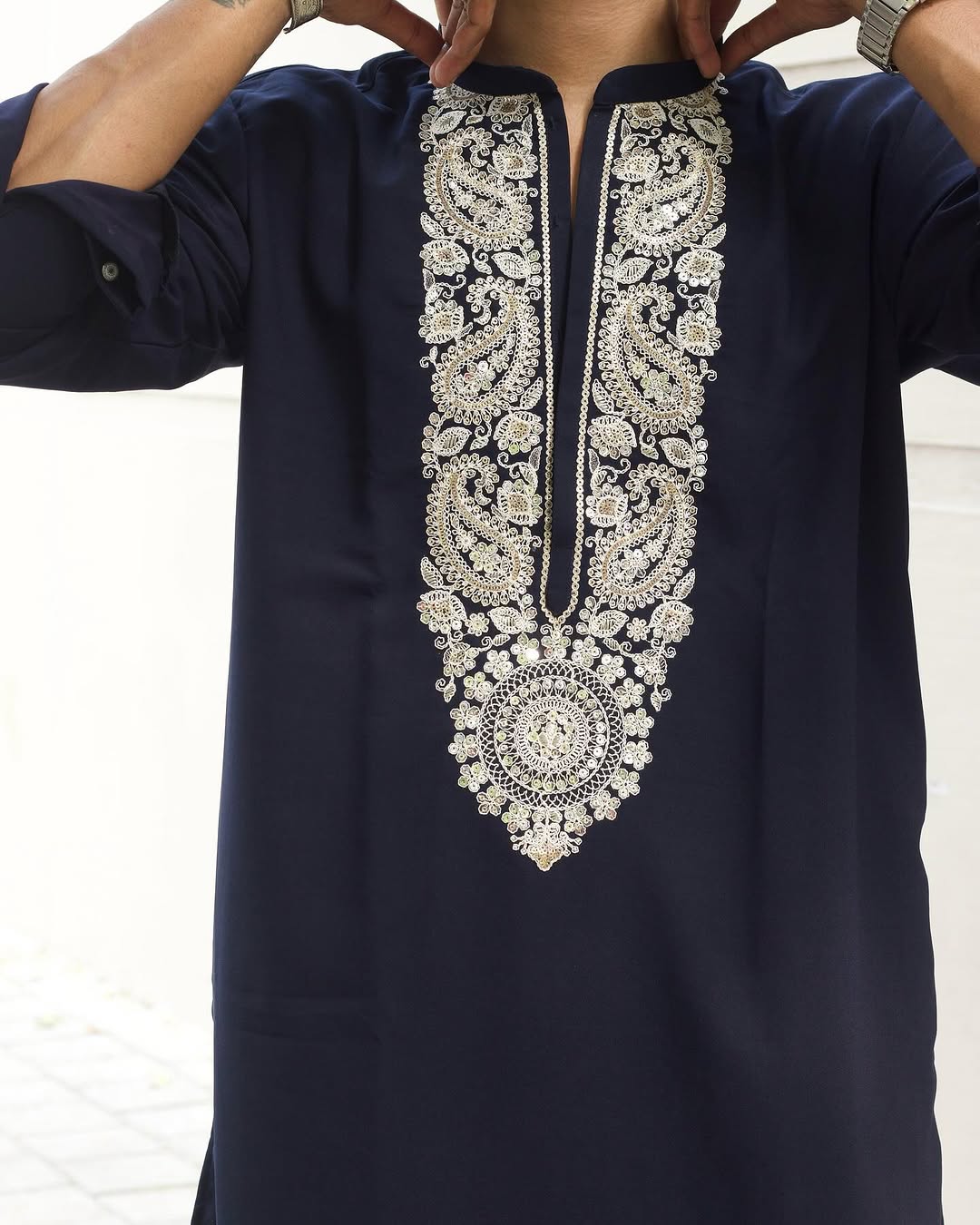 EMBROBLUE V NECK EMBROIDERED THRED KURTA WITH PAJMA