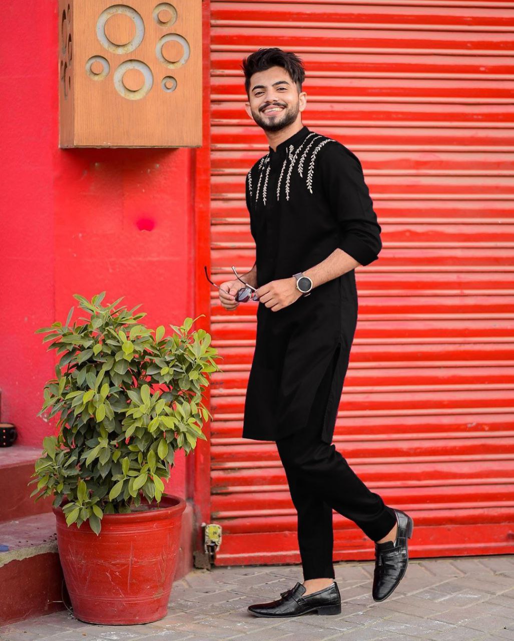 BLACK DAMON EMBROIDERY WORK KURTA SET FOR MEN